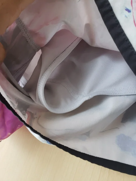 lululemon Women's Tracker Shorts - Four Way Stretch Size 8 - Picture 8 of 11